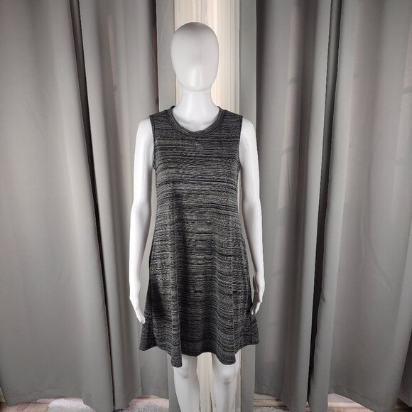 AGB Sleeveless Knit Fit & Flare Mini Dress Gray Heather Stripe Size Small - Picture 2 of 12